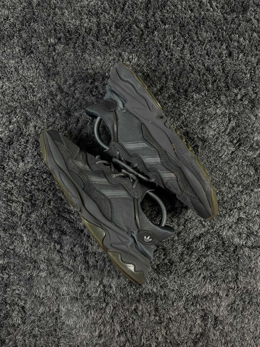 Adidas Ozweego “Charcoal Grey” Мъжки Маратонки