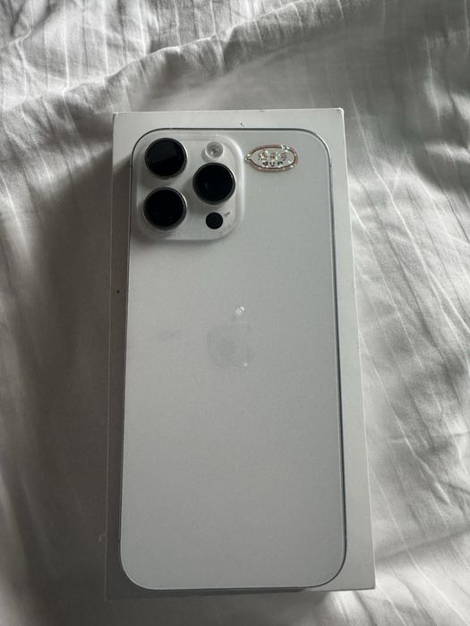 Iphone 16 pro max, белый, 256GB