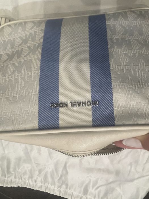 Дамска чанта - малка 25 см, Michael Kors