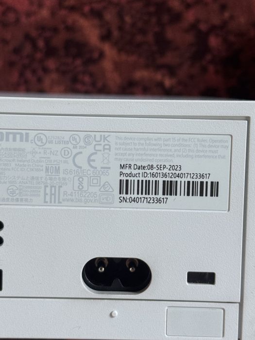 Xbox Series S + 2 controllere