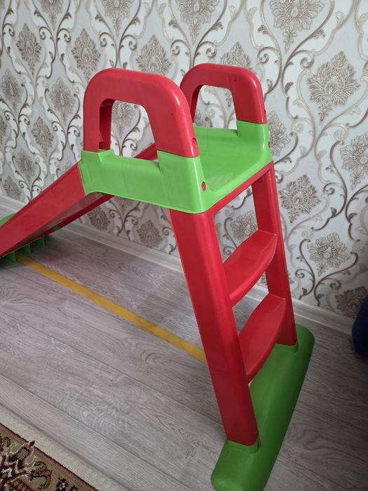 Детска горка продам