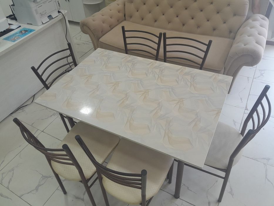 Stol stul Devan Sotiladi