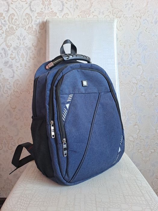 Рюкзак школьный синий