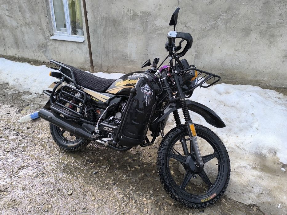 Продам мотоцикл 200 куб