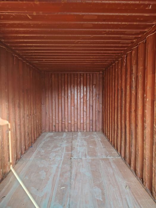 Контейнер уй (дом из контейнера)