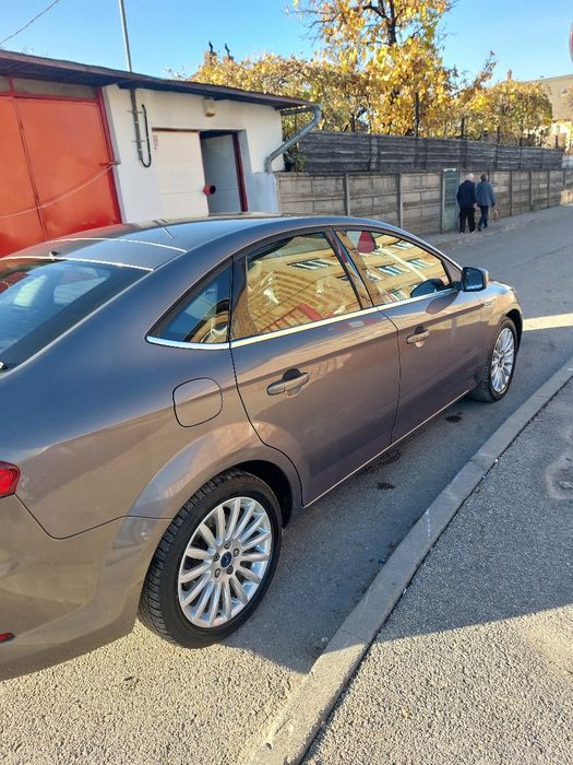 Vand Ford Mondeo