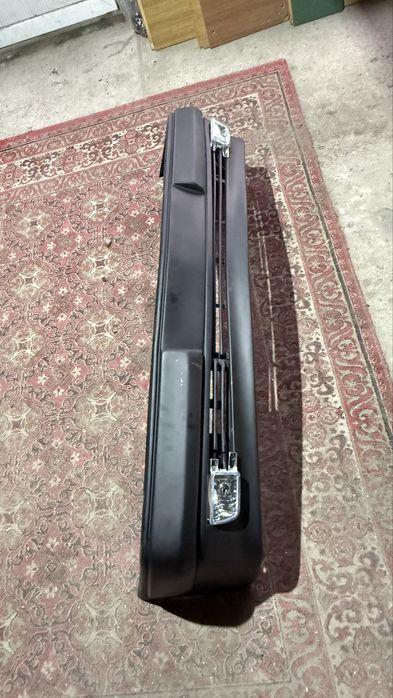 Бампер w124 передний