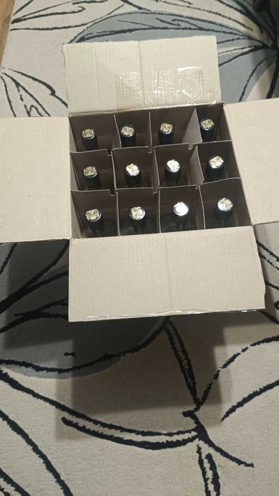 Стъклени бутилки ,,Hankey Bannister'' - Вместимост 1 литър