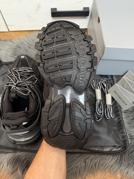 Balenciaga Track black