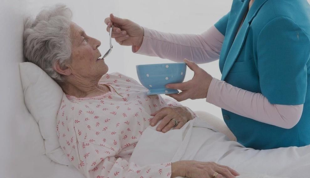 Услуга сиделки уход за больным