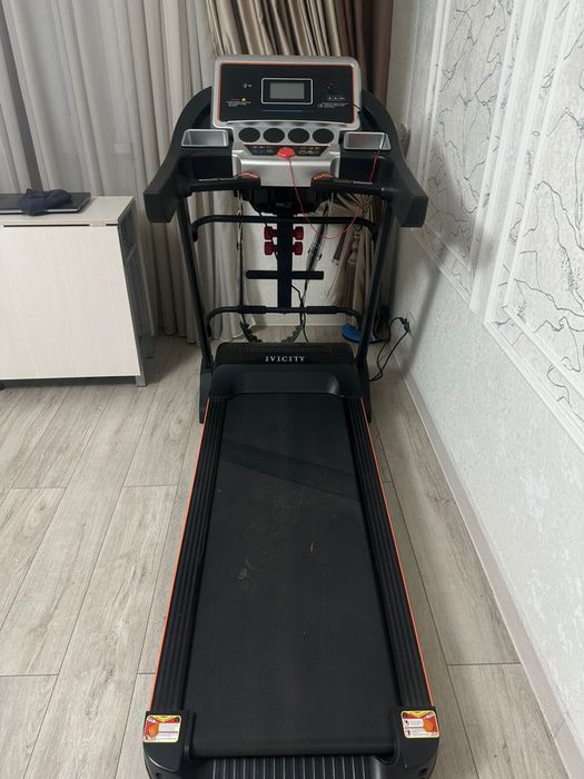 Беговая дорожка.