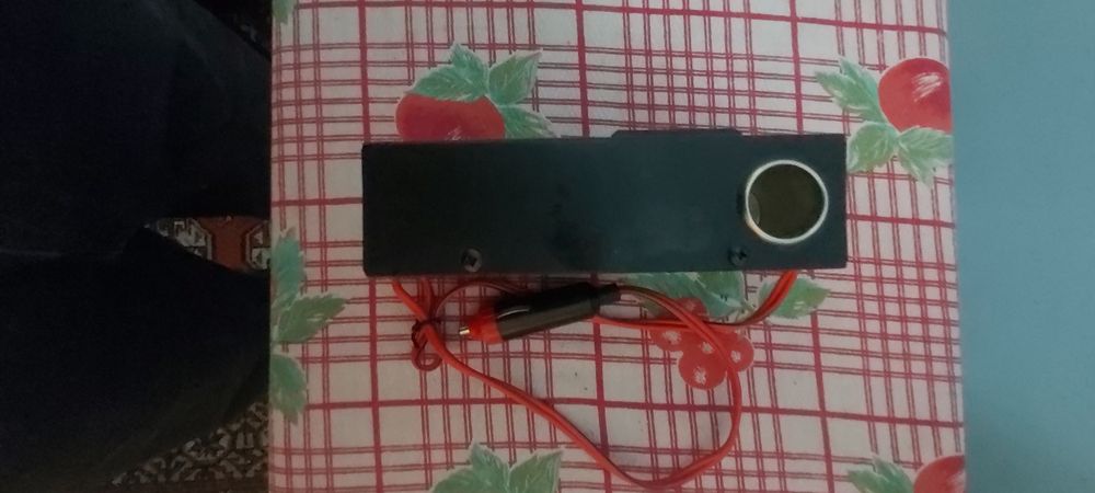 Продаётся Автомобильный инвертор 12V .24 V  to 220 V