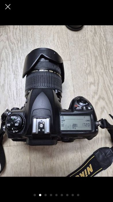 Фотоаппарат Никон  D200