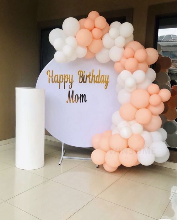 ПРОМОЦИЯ  135€ Украса с балони арка + персонален надпис + маси