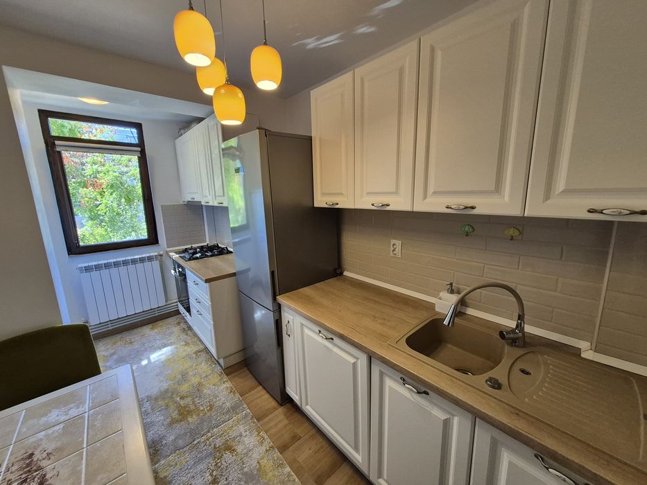 Apartament 3 camere Tiglina 2 - de inchiriat