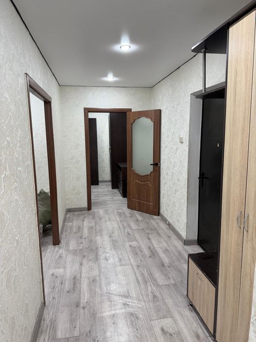 Клеем обой качественно и быстро.