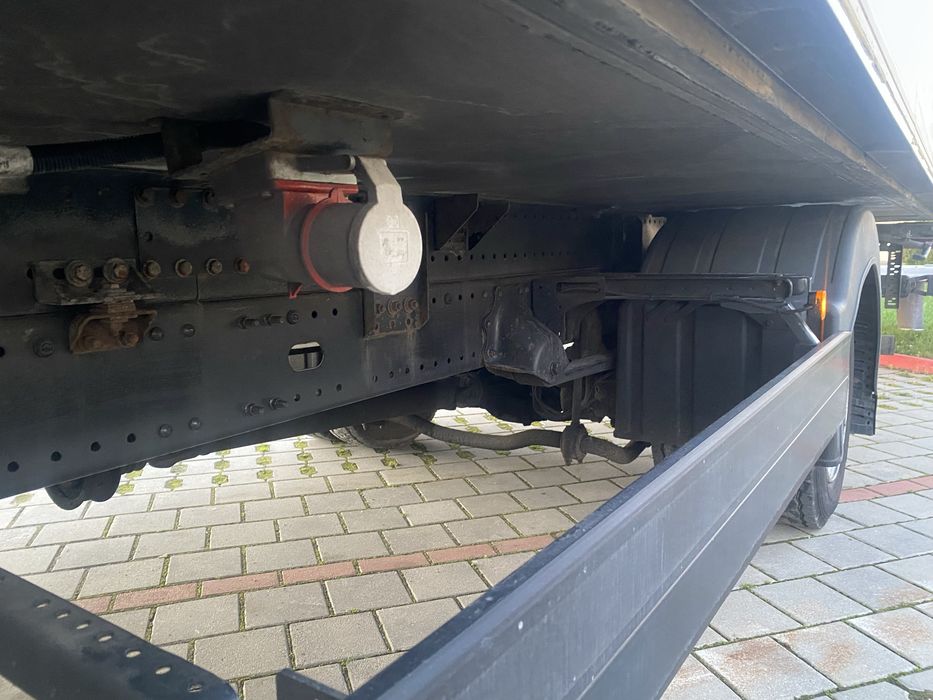 Man tgl frigorific cu lift iveco daily mercedes sprinter