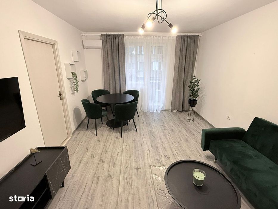 Apart.2 cam. cu balcon , centrala , prima inchiriere, Zona - Centru