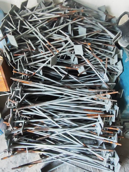 Шпилька с пятаками