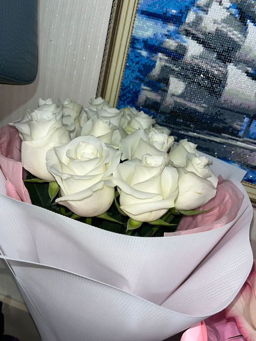 Продам 2 букета роз