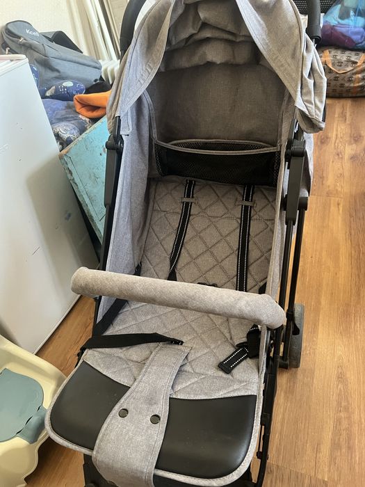 Коляска прогулочная фирмы Skilmax