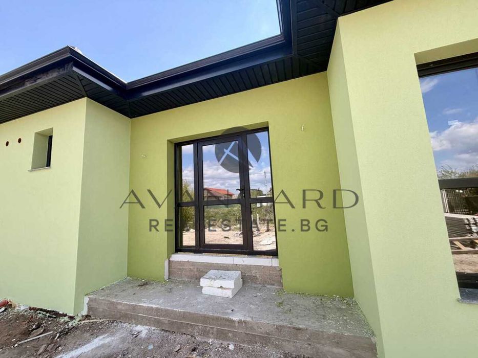 оф.25659 Едноетажна къща / Скутаре