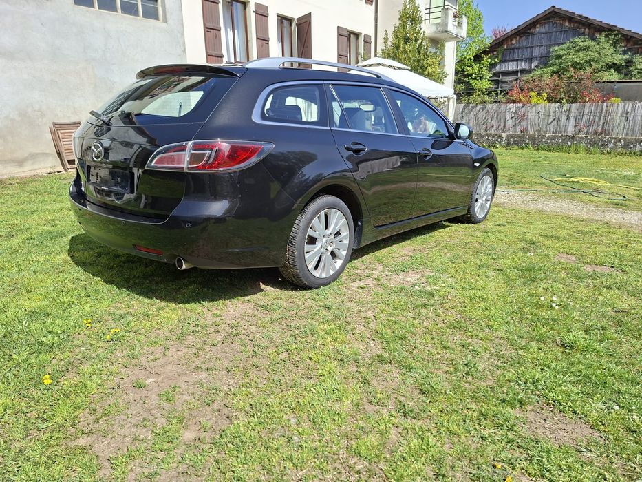 Продавам Mazda 6