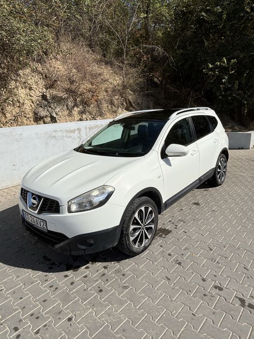 Nissan Qashqai +2 , 2.0 d 4x4 .