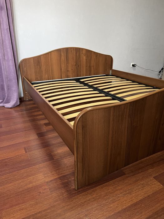 Кровать двуспальная 200/160