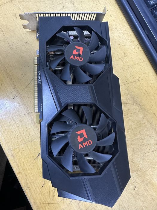 Видеокарта AMD rx580