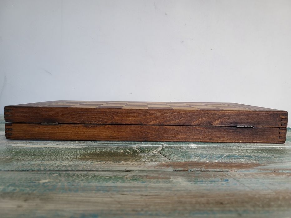 #5 Стар  Шах и табла