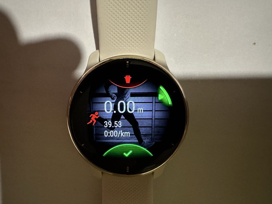 Смарт часовник GARMIN VENU 2 PLUS