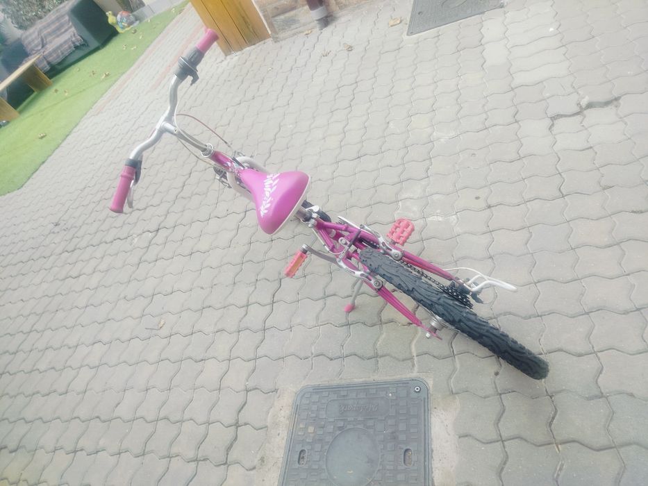 Bicicleta fete 8 -12 ani