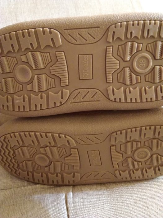 Нови дамски топли ботуши с етикет-38 размер