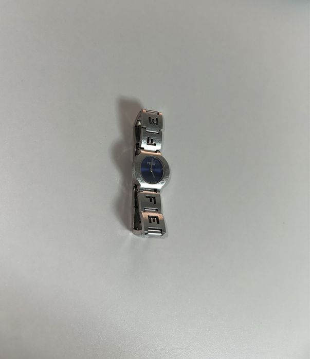 Наручные часы Fendi 23mm