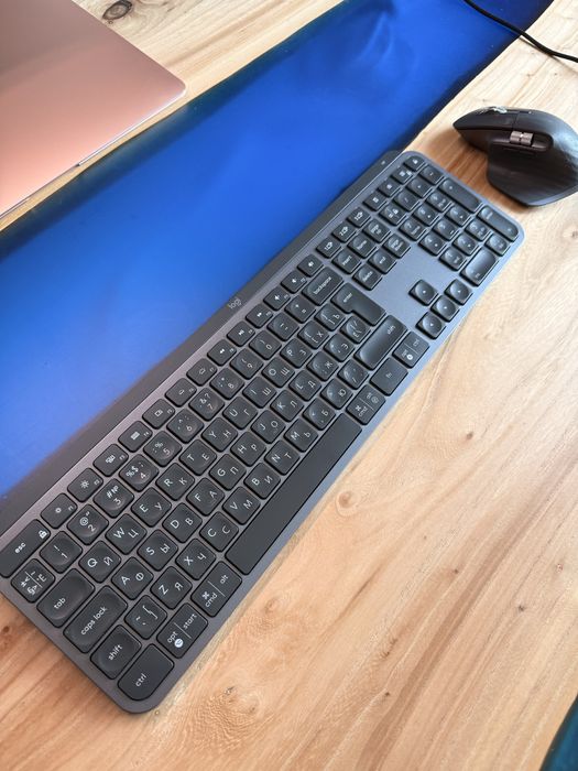 Клавиатура Logitech MX Keys + мышь mx master 3