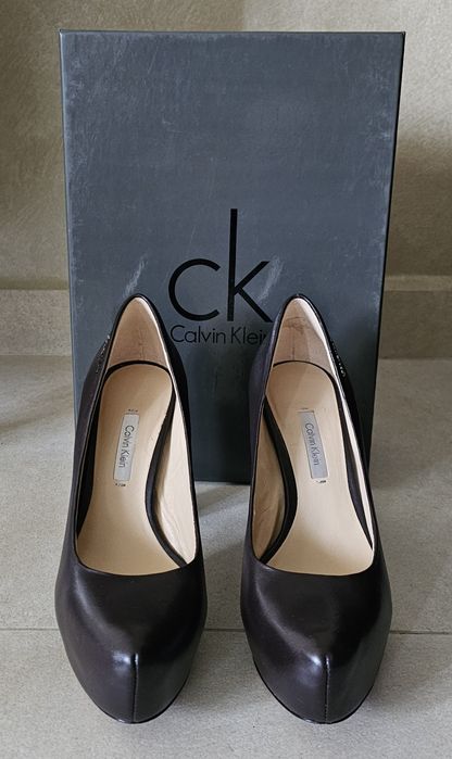 Обувки Calvin Klein номер 35