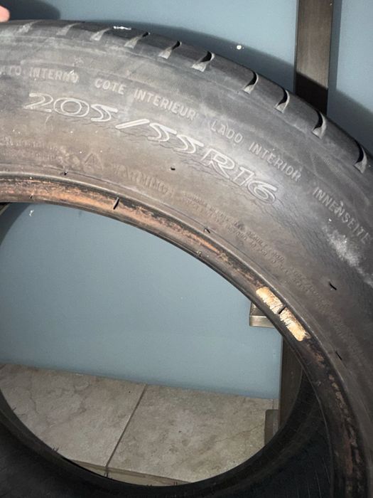 2 anvelope de vara Michelin R16 205/55