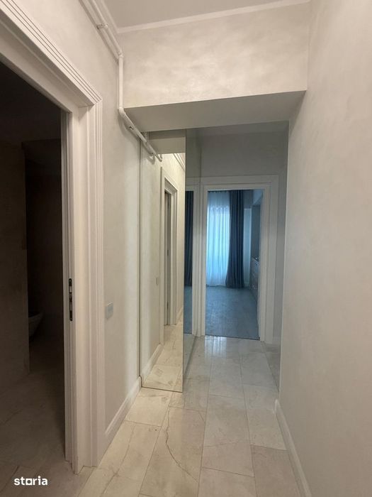 Apartament de închiriat - 2 camere, decomandat, Royal Town
