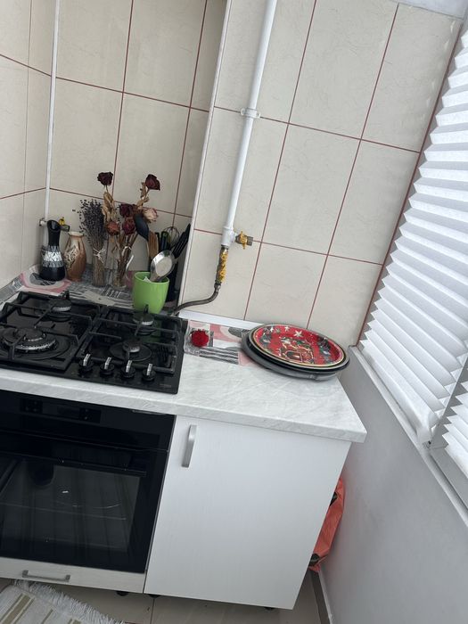 Inchiriez apartament 3 camere