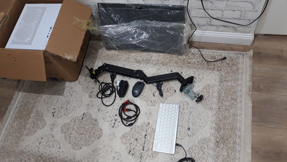 Обмен на айфон 14+ или 15 про