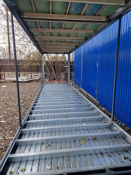 Cadru metalic de container
