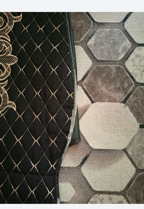 Продам чехлы для автомобиля