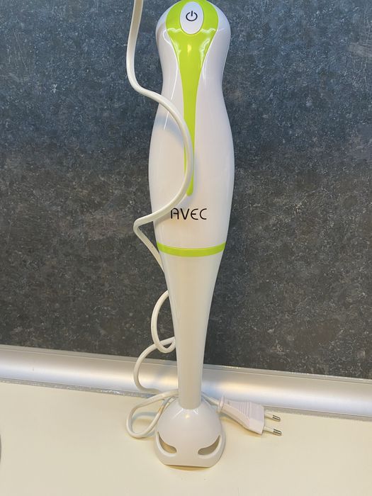 Ръчен пасатор Avec