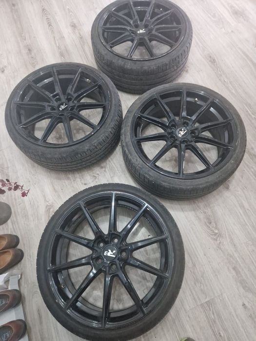 Jante/Roti R3 R3H03 19’ + 4 anvelope vara