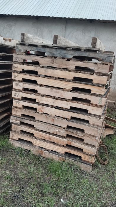 Продам поддон  1000тг