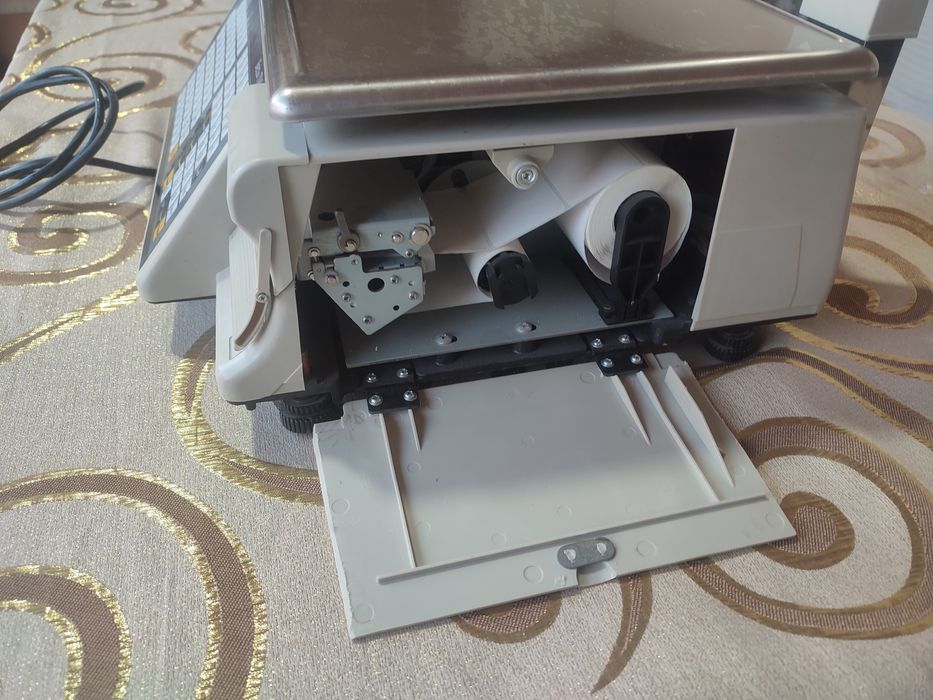 Продам электронные весы