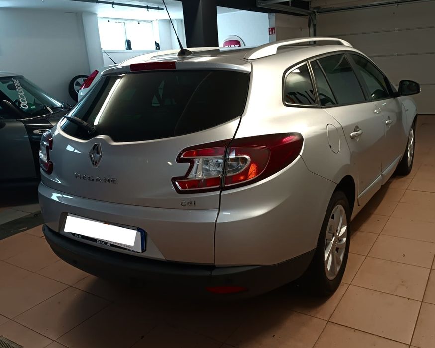 1.5 Diesel Sportour Limited Clima  Navi Far Led