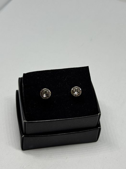 красиви сребърни обеци 1.13гр 925