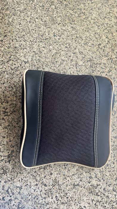 Подушки- подголовники для машины